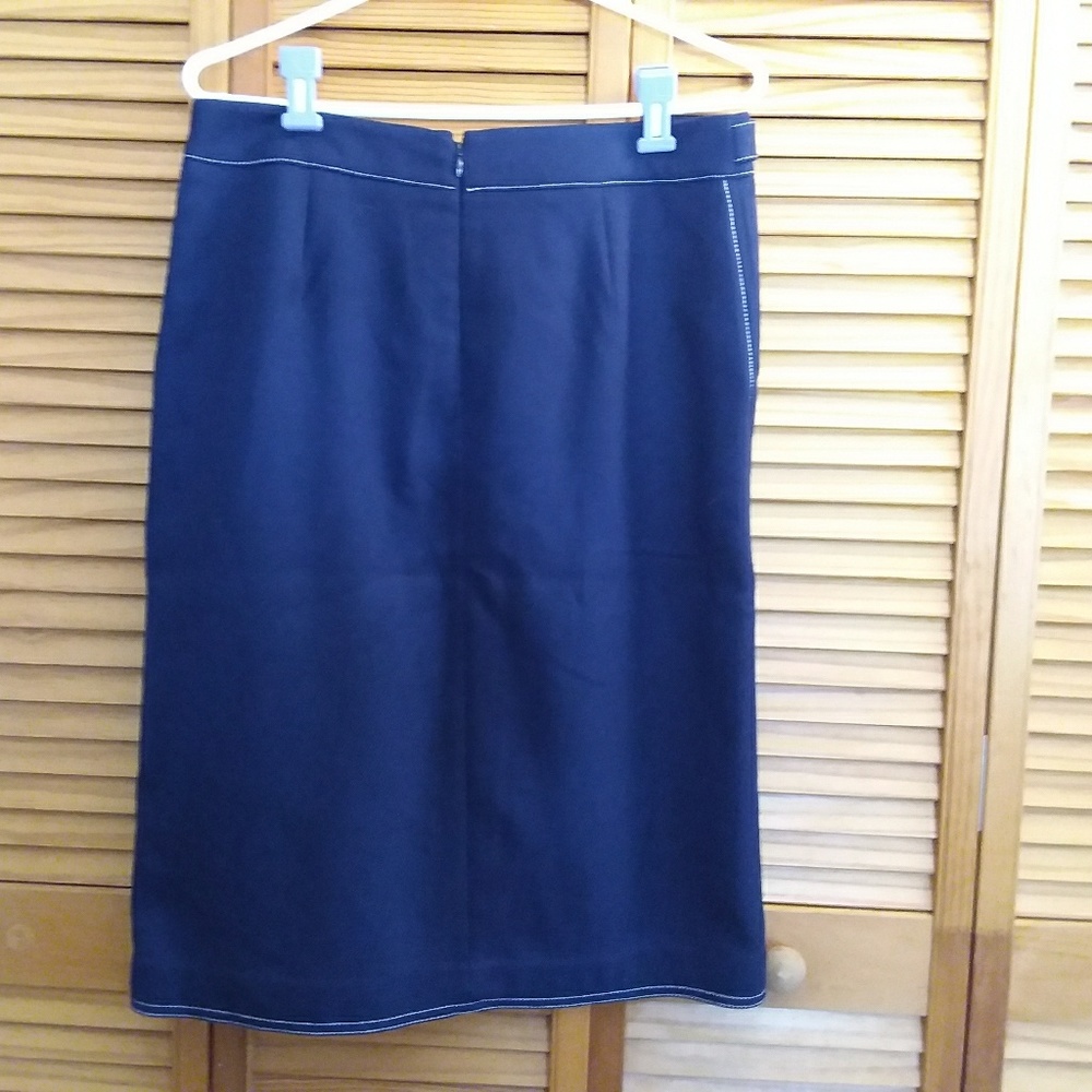 Ann Taylor Women's Navy Blue Skirt NWT - Picture 2 of 8